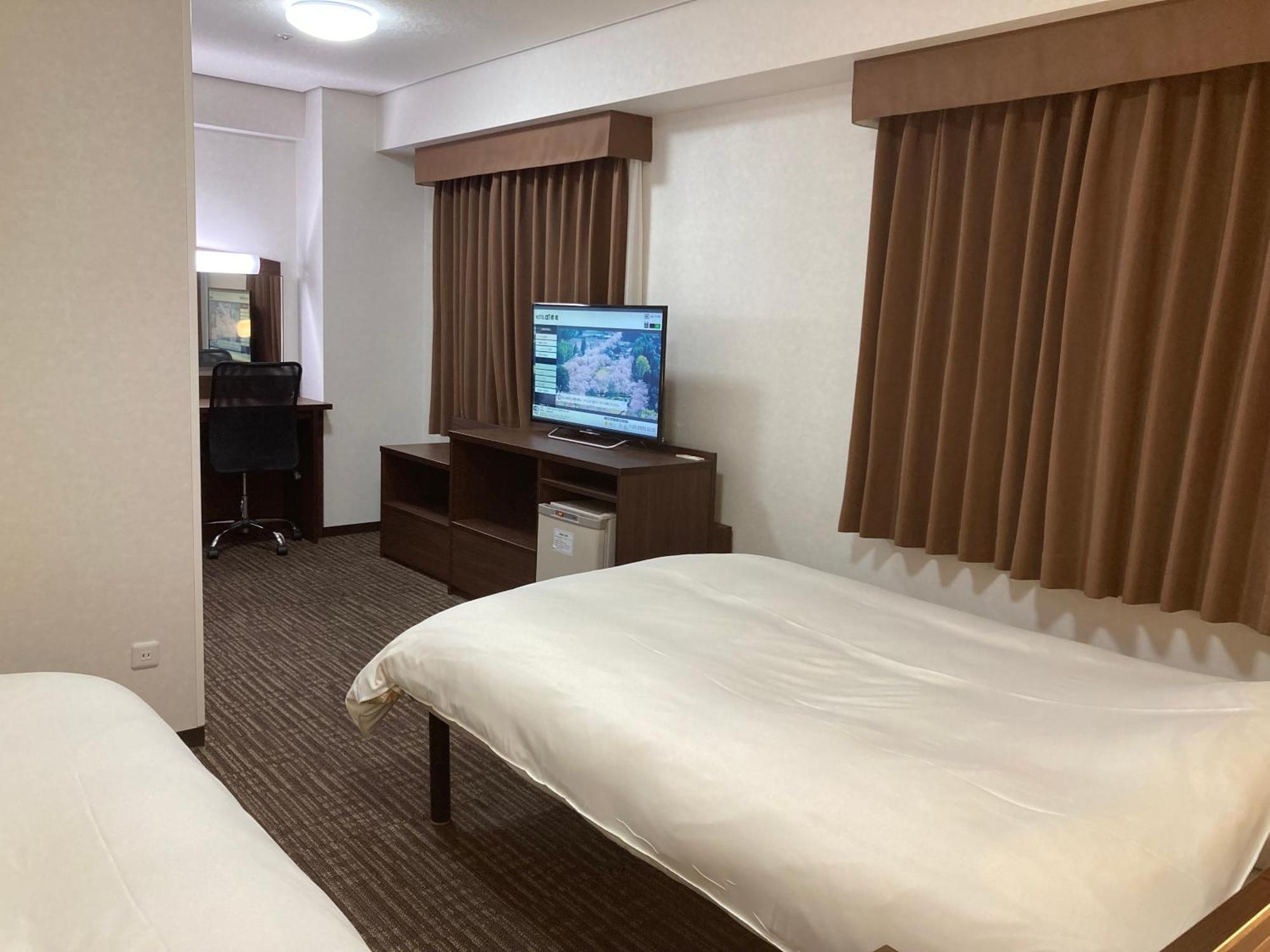 Hotel Alpha-One Miyakonojō Buitenkant foto